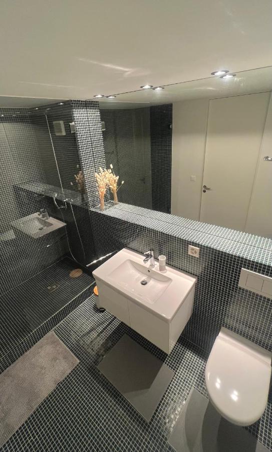 Hotel Jaeger Murten Ngoại thất bức ảnh